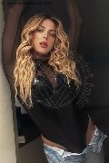 Foto Ninah Fox Trav Glasgow 0035796713297 - 1
