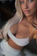 Brescia Girls Jane Blond 320 82 19 987 foto selfie 11