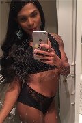 Roma Trav Thais Melo 388 32 39 396 foto selfie 51