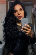 Roma Trav Thais Melo 388 32 39 396 foto selfie 166