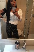 Roma Trav Thais Melo 388 32 39 396 foto selfie 157