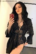 Milano Trav Julia 324 26 10 195 foto selfie 5